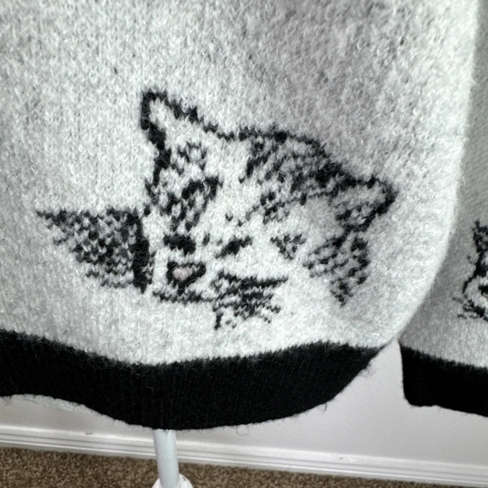 On 12th Women's‎ L Crewneck Cat Sweater Gray Black NWT